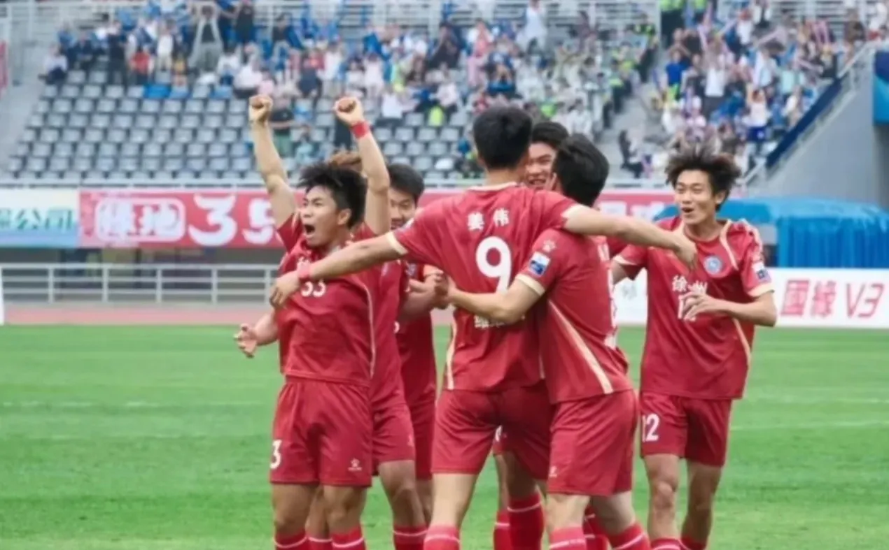 燃情苏超 徐州队加油！