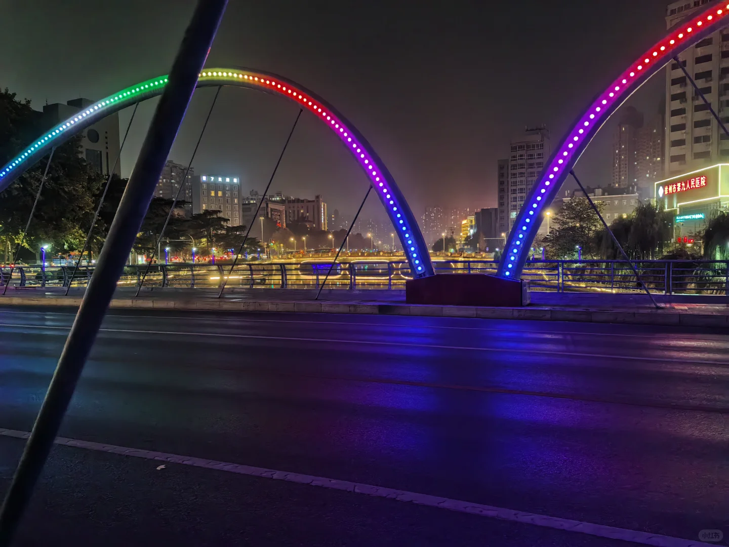 有一张是早上5点拍的猜猜是哪一张