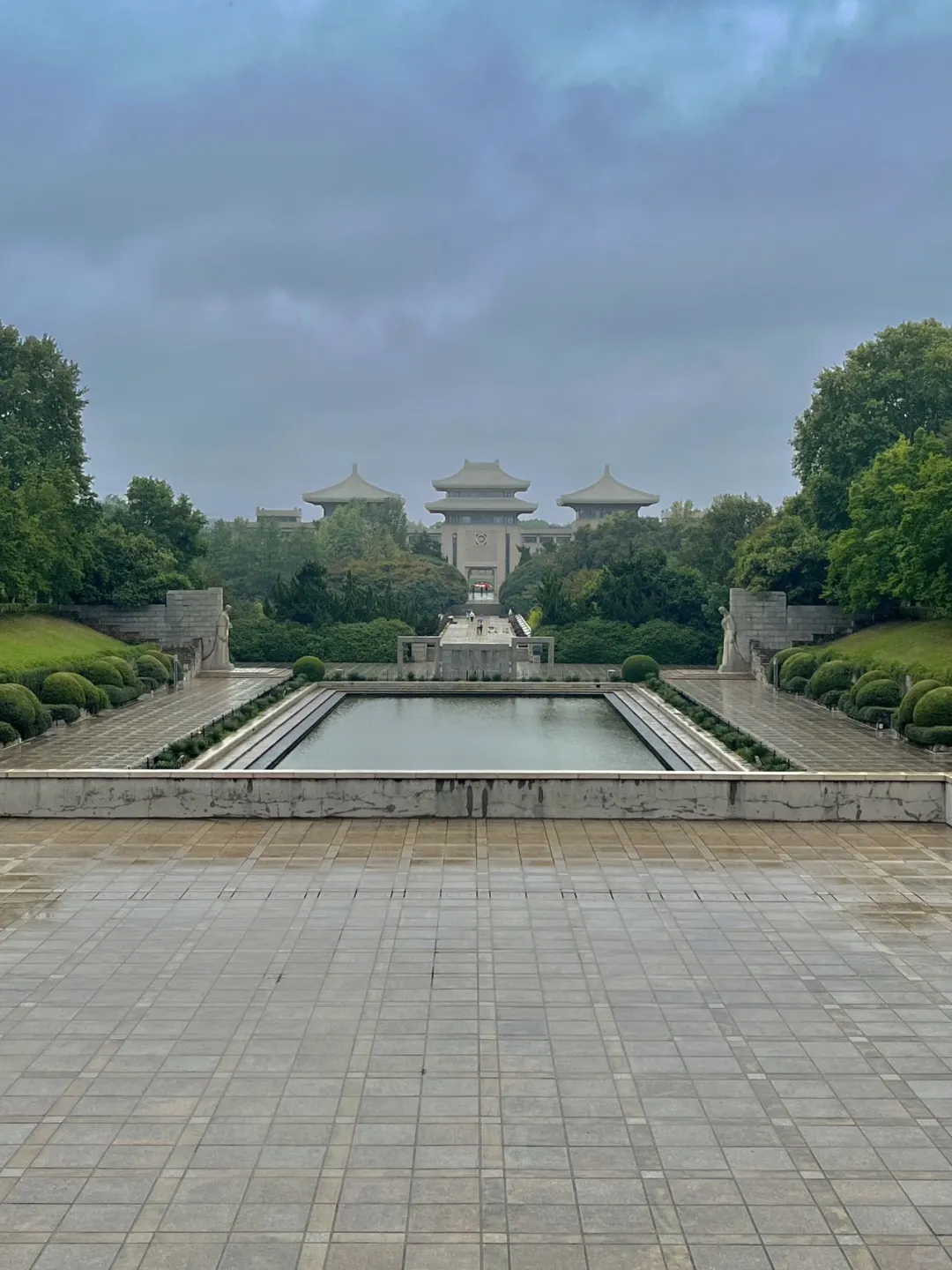 在南京雨花台看到的一幕……