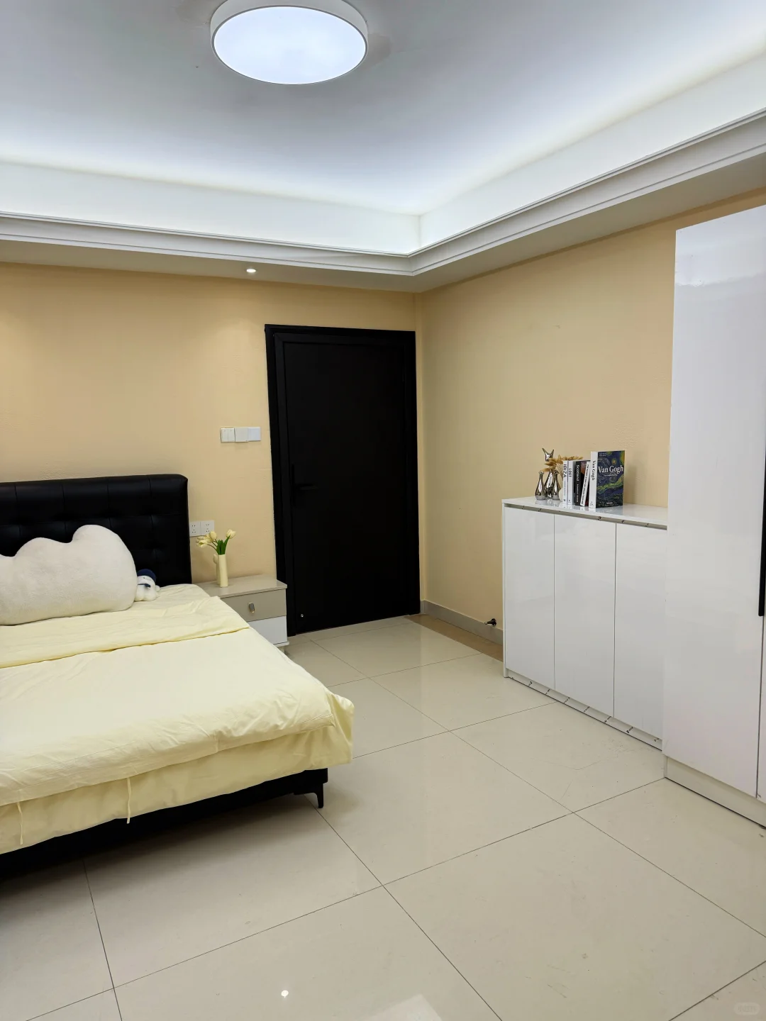 个人转租 雨花区一室一厅带燃气 1400/月