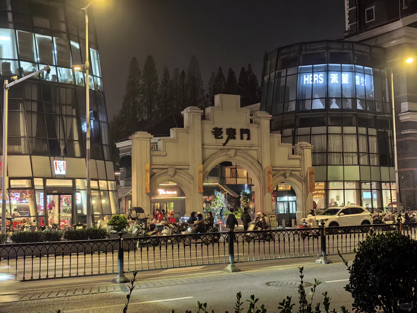 有一张是早上5点拍的猜猜是哪一张