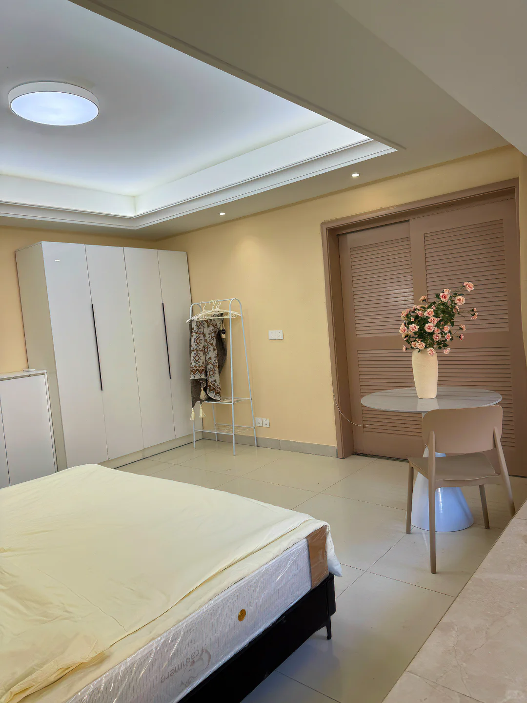 个人转租 雨花区一室一厅带燃气 1400/月