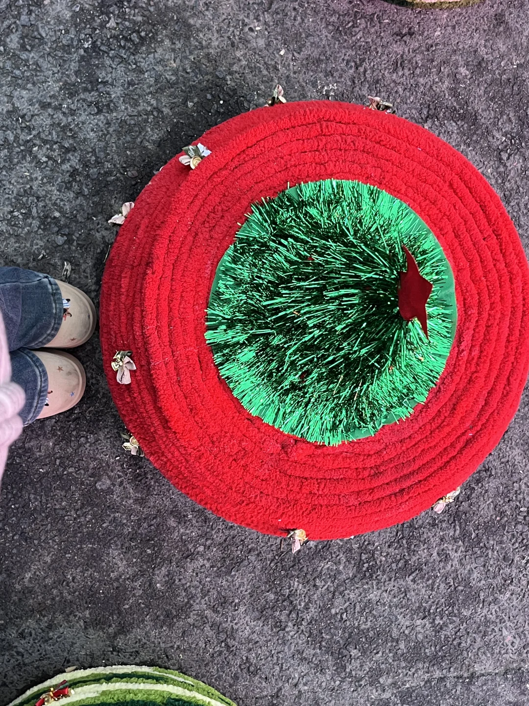 徐州的石墩子都穿上毛衣了