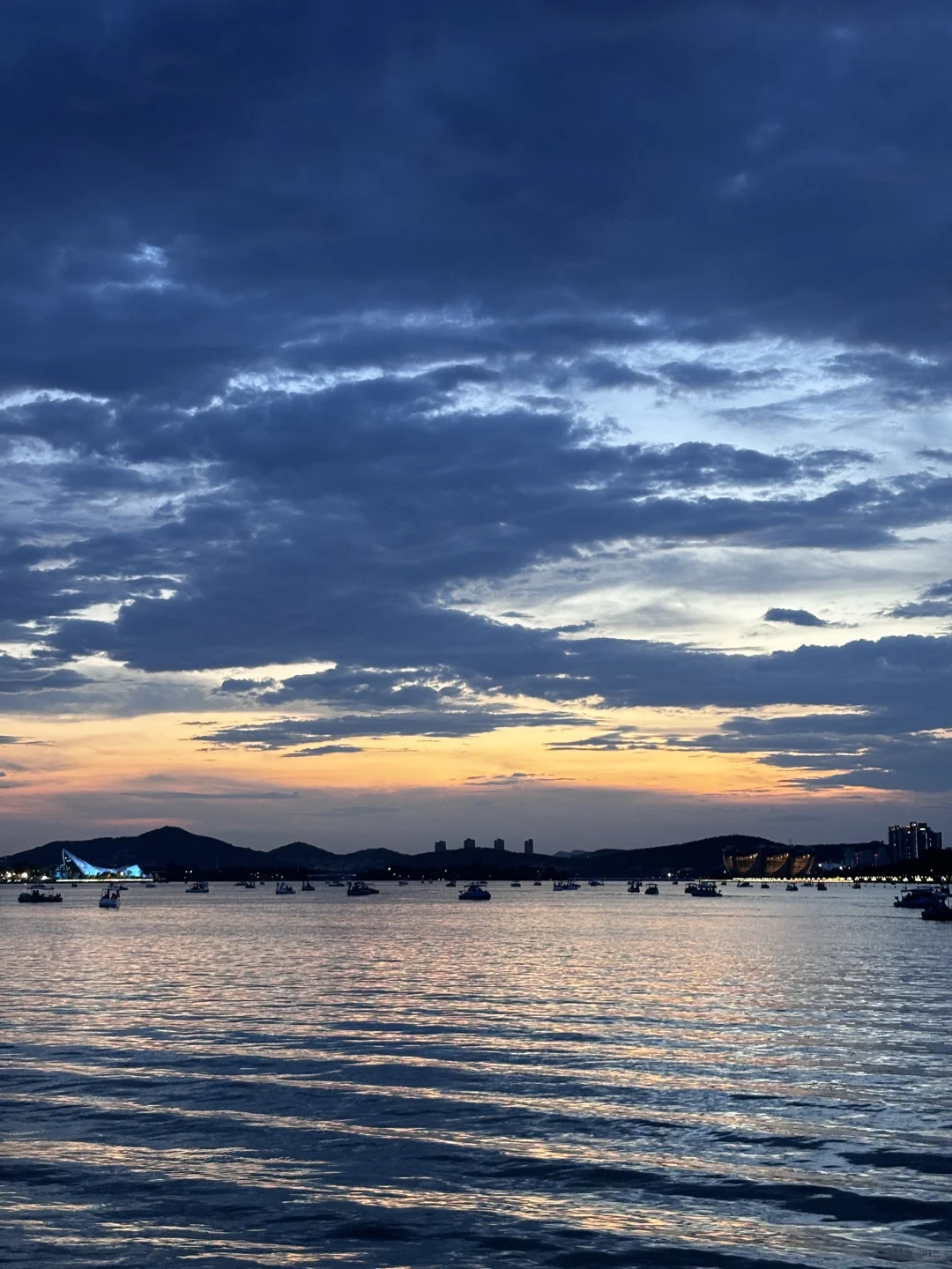 云龙湖蓝调时刻