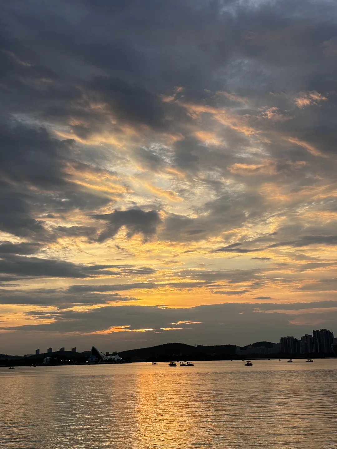 云龙湖蓝调时刻