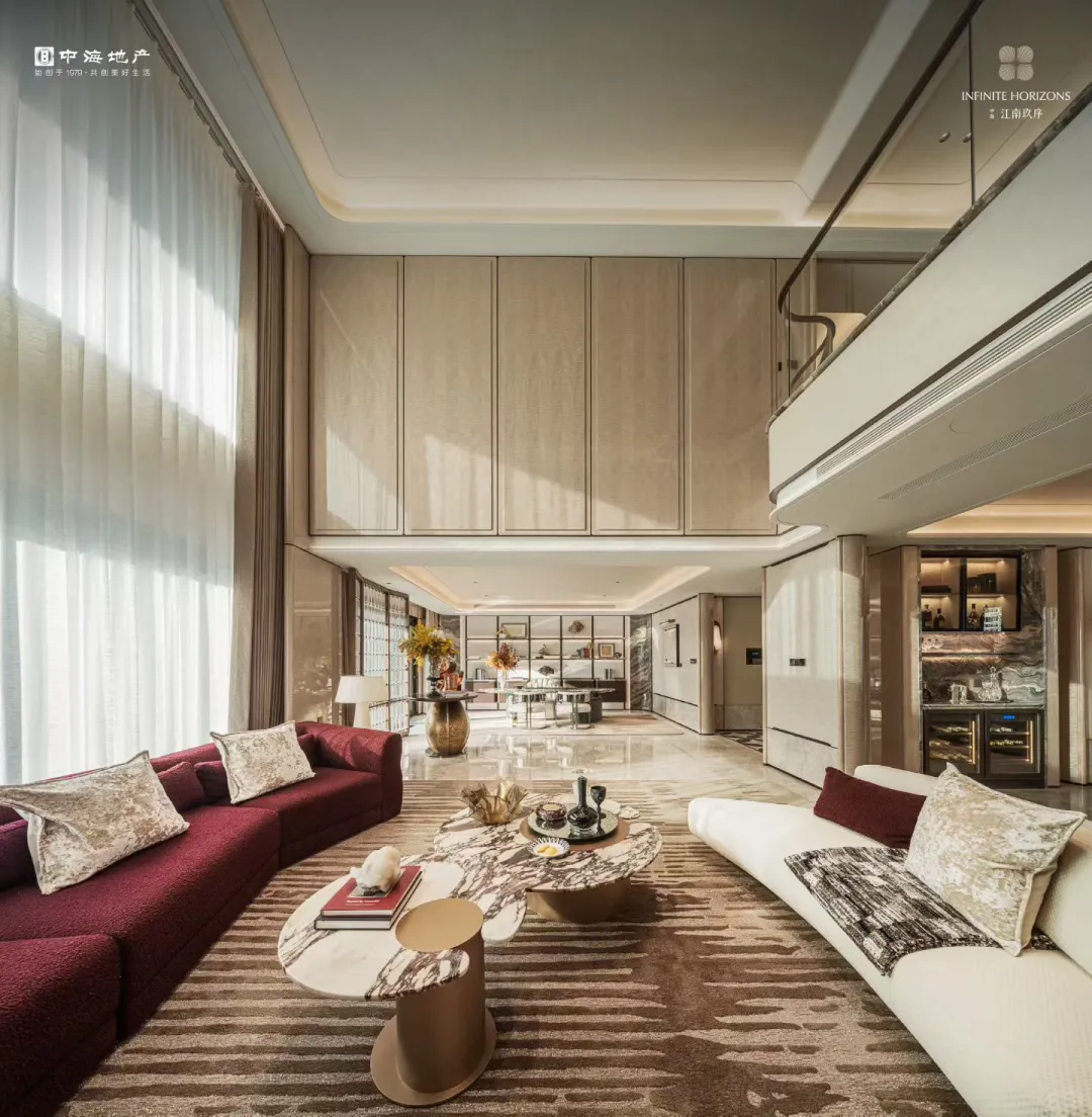 南京豪宅305平挑高墅厅空中别墅欢迎咨询