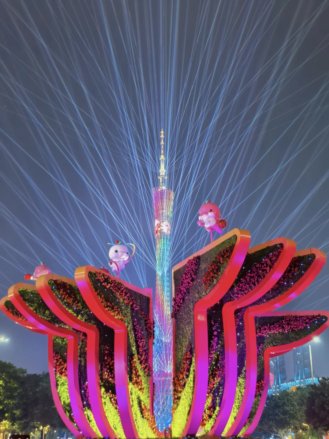 广州塔发癫了😅