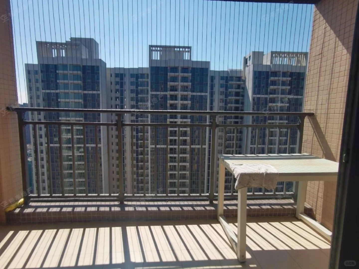 大沙东豫章苑电梯南向三房两卫3600求租