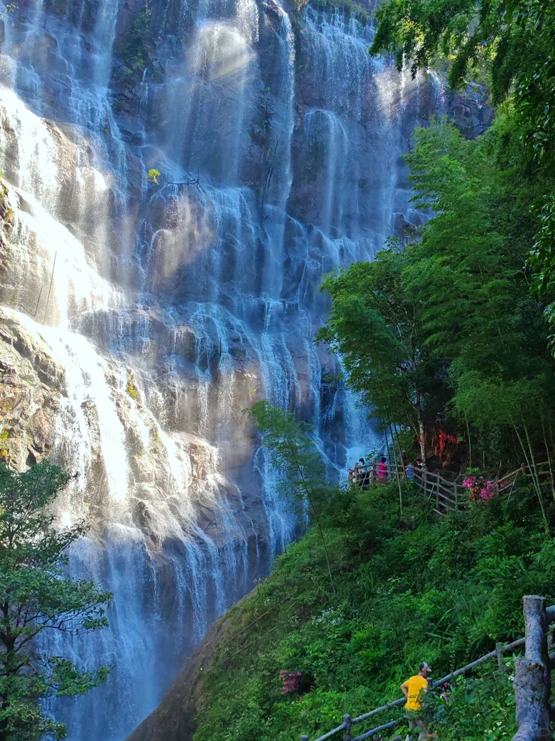 广州，你有这样的瀑布怎么没听你说过