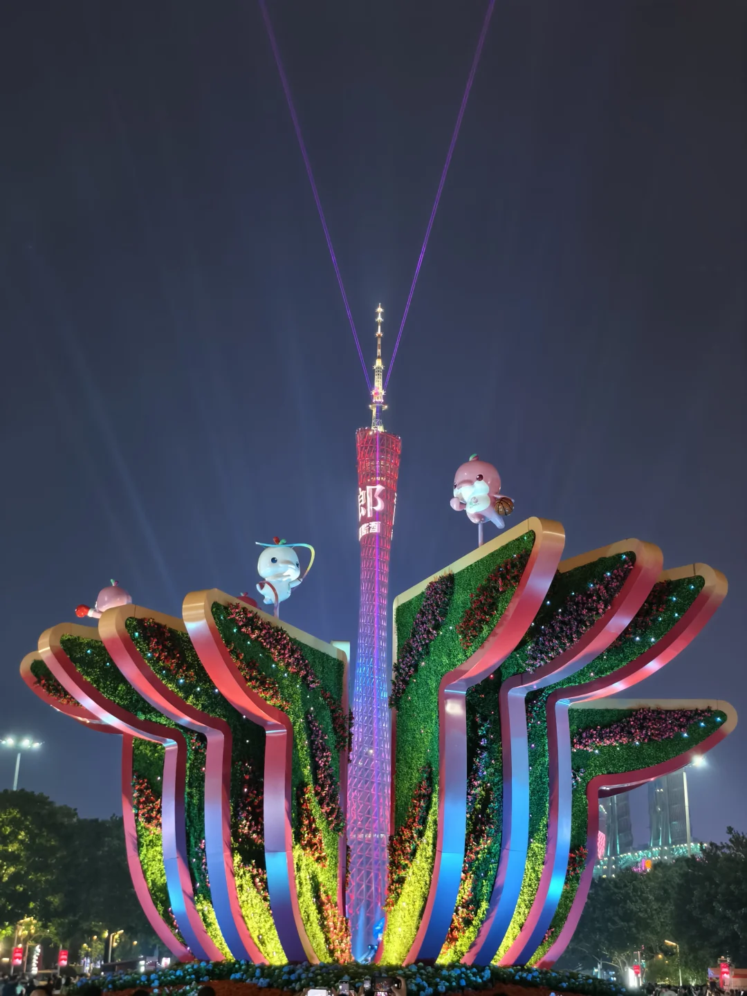 广州塔发癫了😅