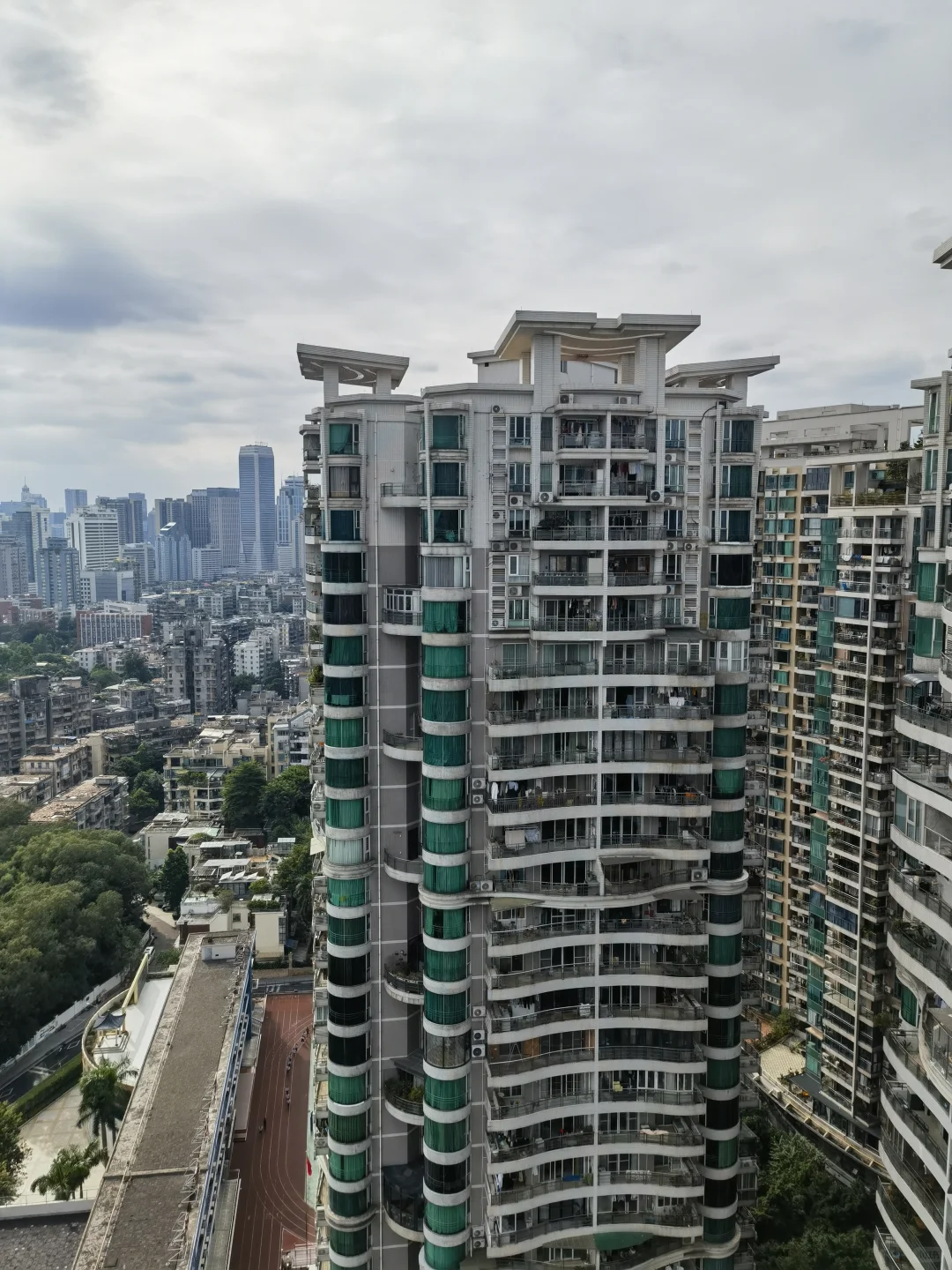 广州富力御龙庭求租房