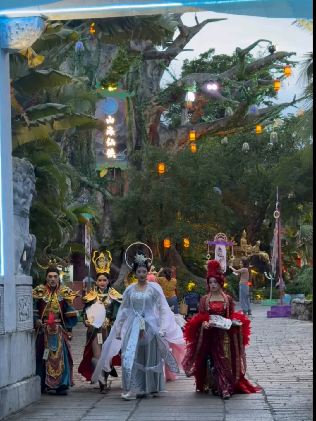 深圳“梦华录”主题夜市好美啊啊‼️‼️