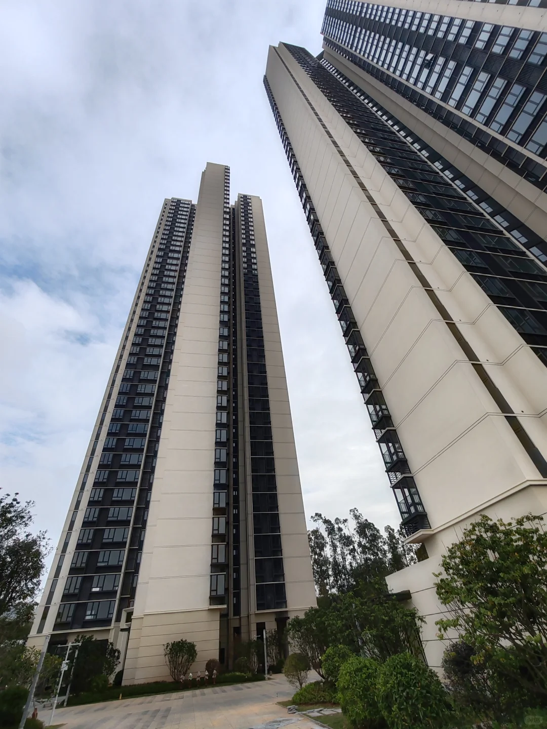 东莞10月新鲜房价，新房尽然有8千多‼️