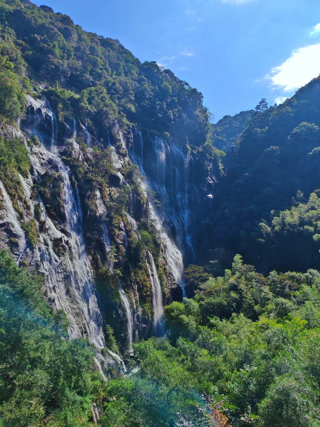 广州，你有这样的瀑布怎么没听你说过