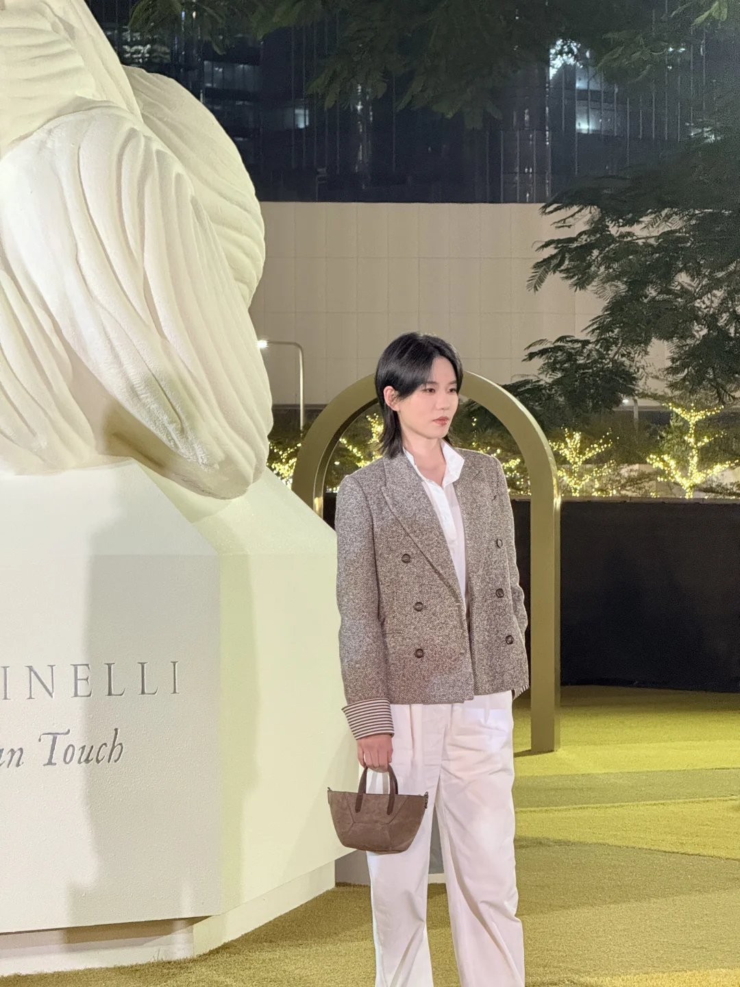 现在 在深圳湾万象城 好多人啊🤩🤩🤩