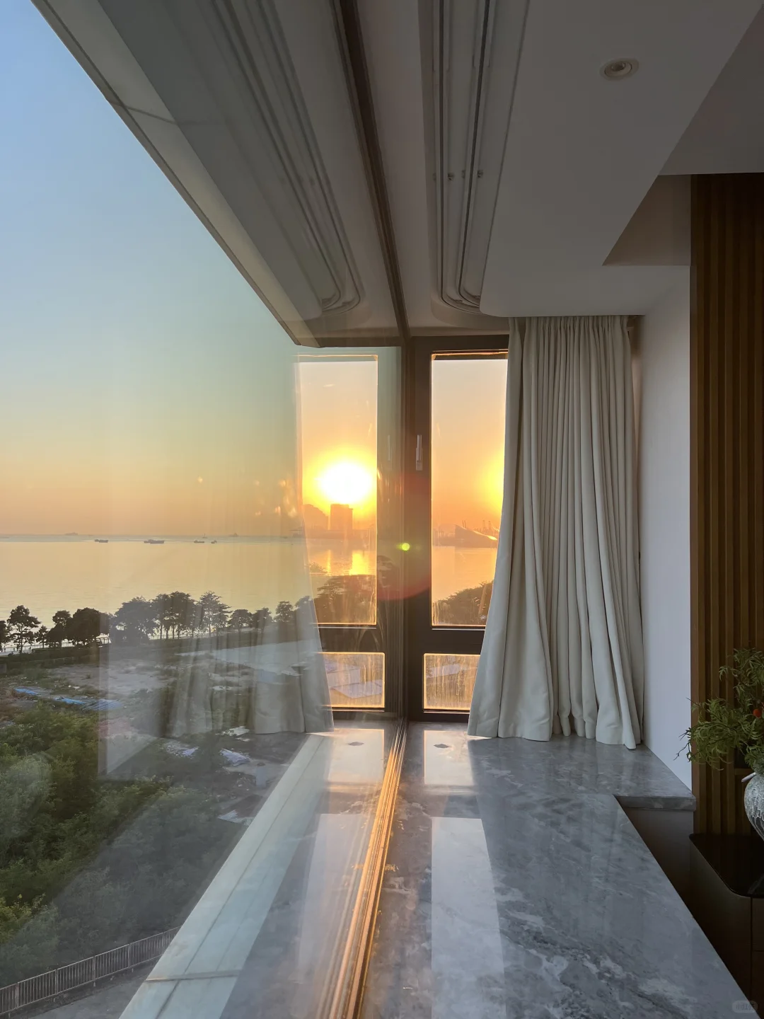 深圳蛇口租房｜200㎡🏠 （宅家的日出日落）