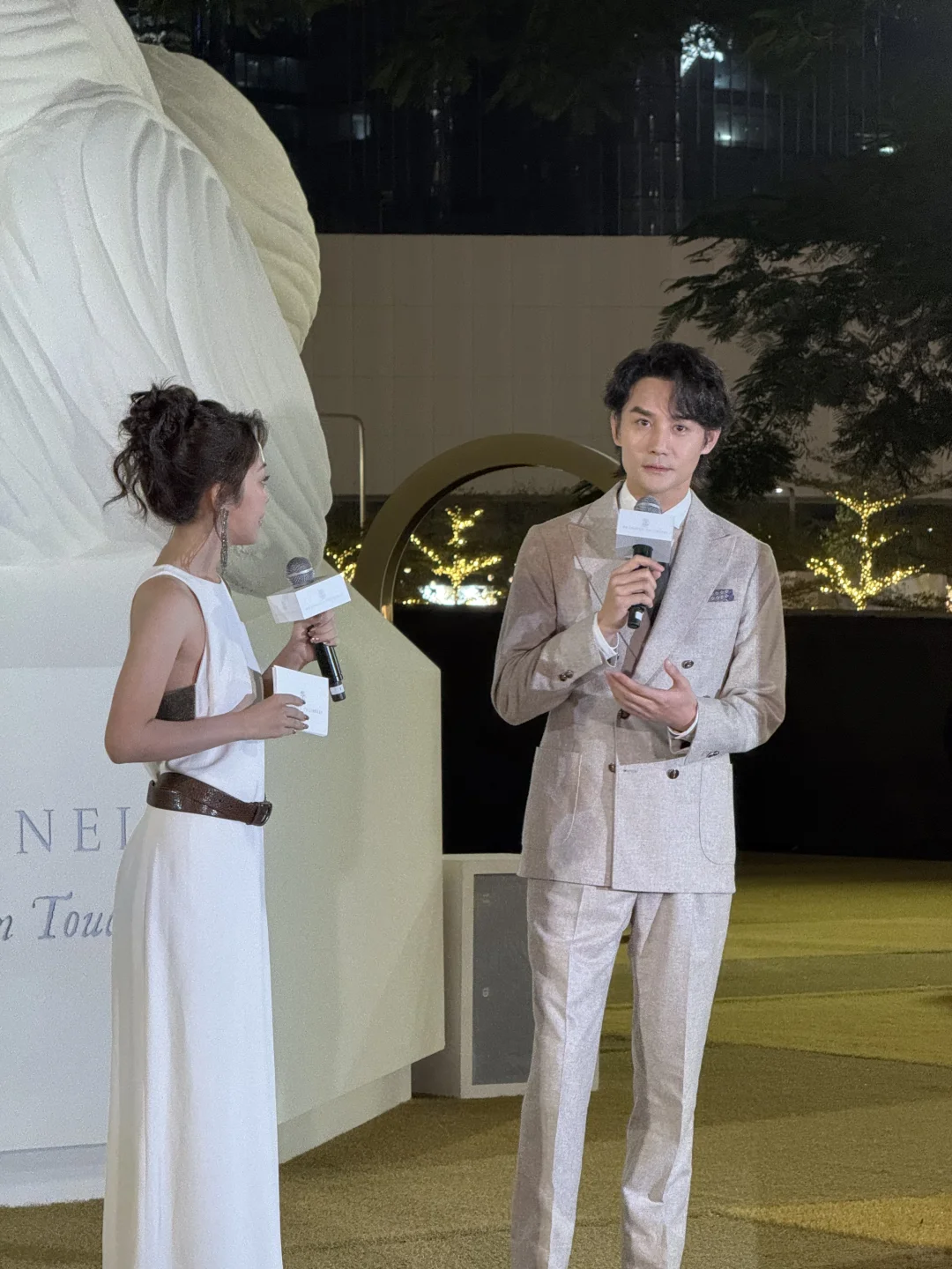 现在 在深圳湾万象城 好多人啊🤩🤩🤩