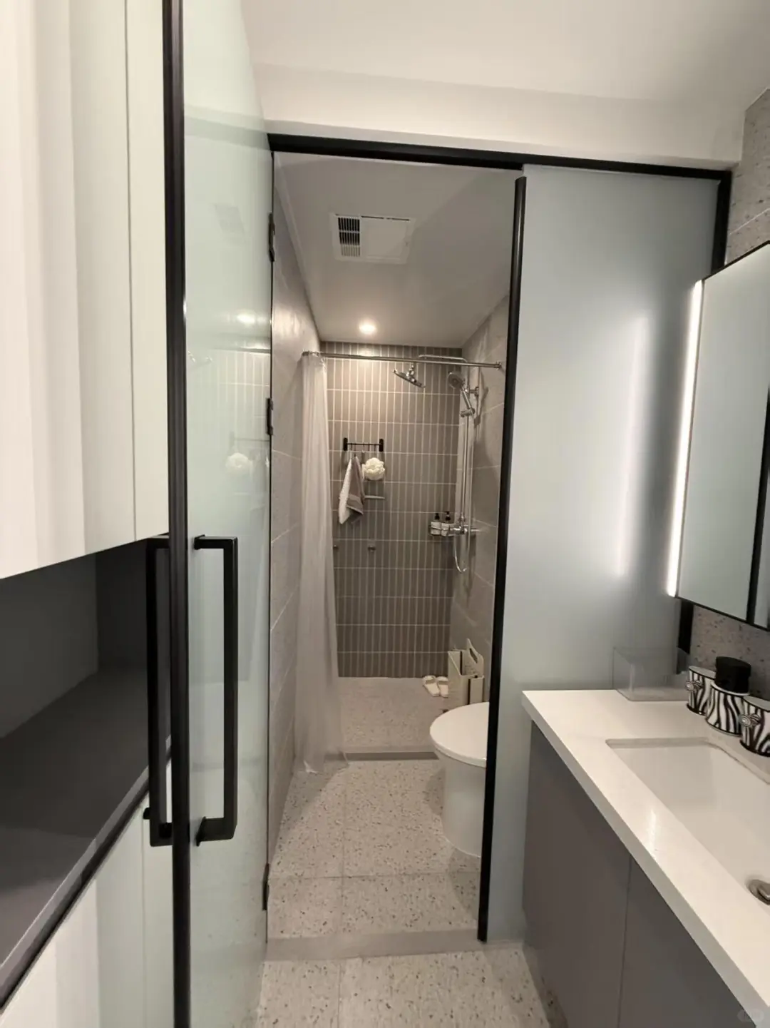 深圳超大单间，800月付，自己公寓，自己管