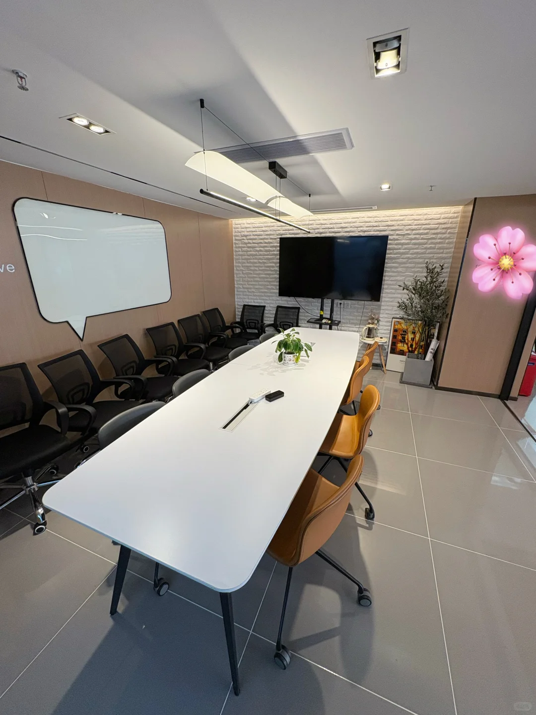 深圳小型会议室场地，低成本享受专业场地😋