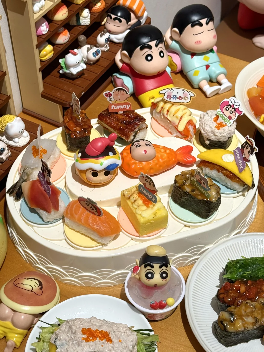 广州新的！！蜡笔小新主题寿司店！ 好可爱啊