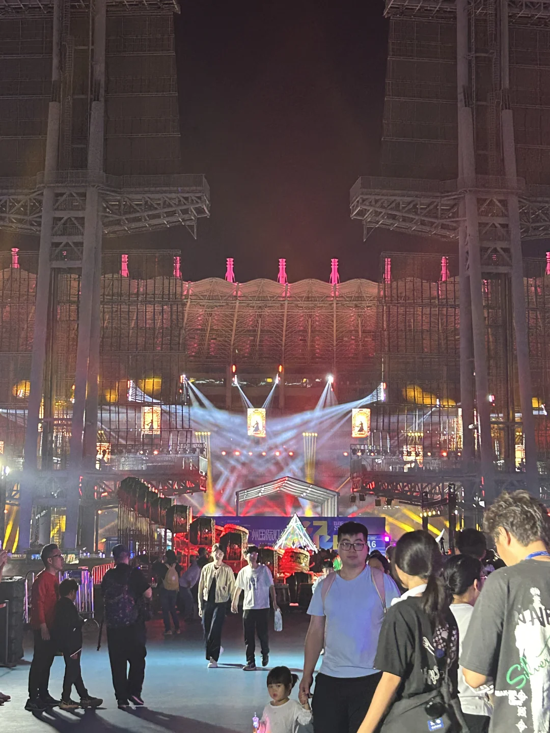 全运会的鳌鱼返场了，全城震憾。