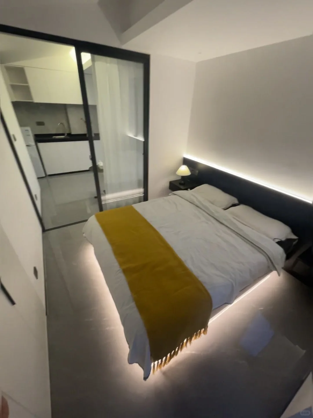 深圳一室一厅 带阳台1700 民用水电 可短租