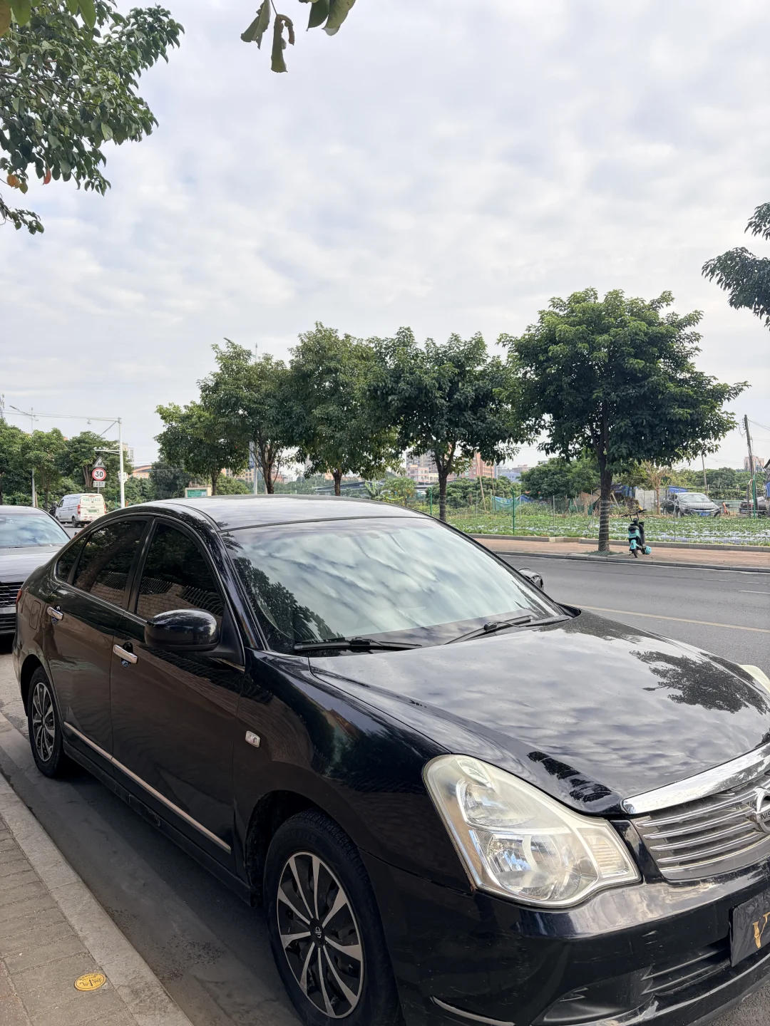 全款8800，日产轩逸自动挡，东莞看车