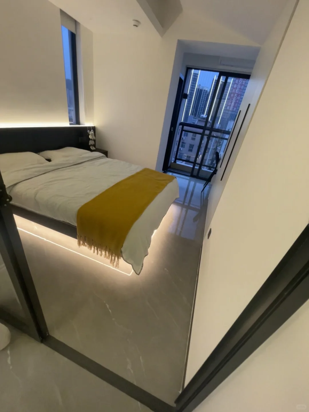 深圳一室一厅 带阳台1700 民用水电 可短租