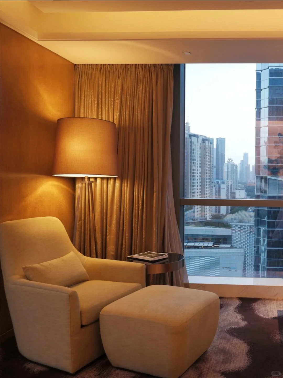 还有人去深圳吗？（11.18-12.31）急出深圳酒店