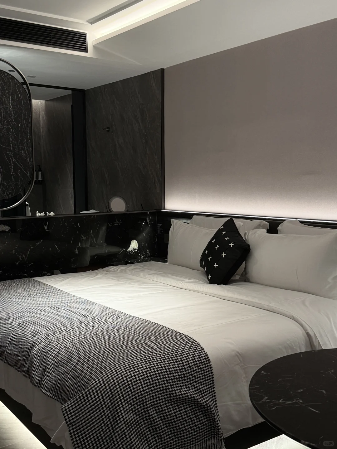 东莞新开的！有浴缸🛁的酒店！！好chill~