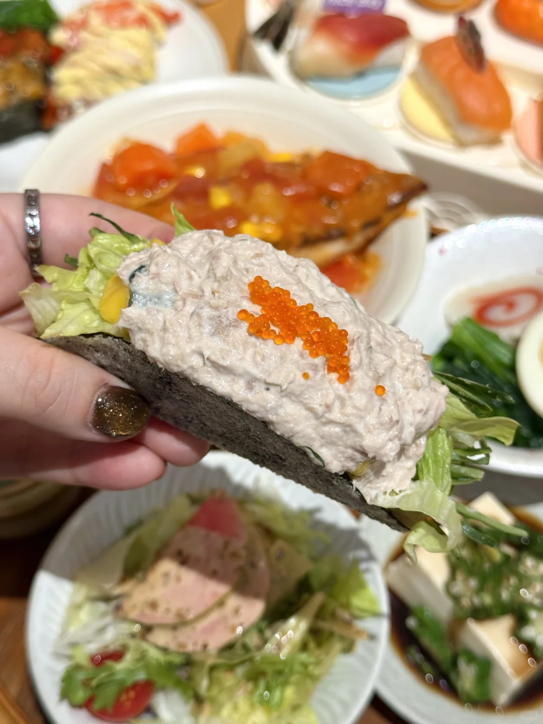 广州新的！！蜡笔小新主题寿司店！ 好可爱啊