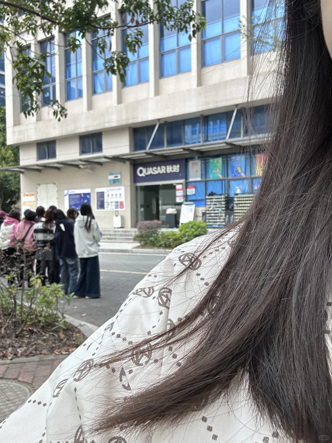 东莞医疗厂月薪7000左右、03独居贵州女孩