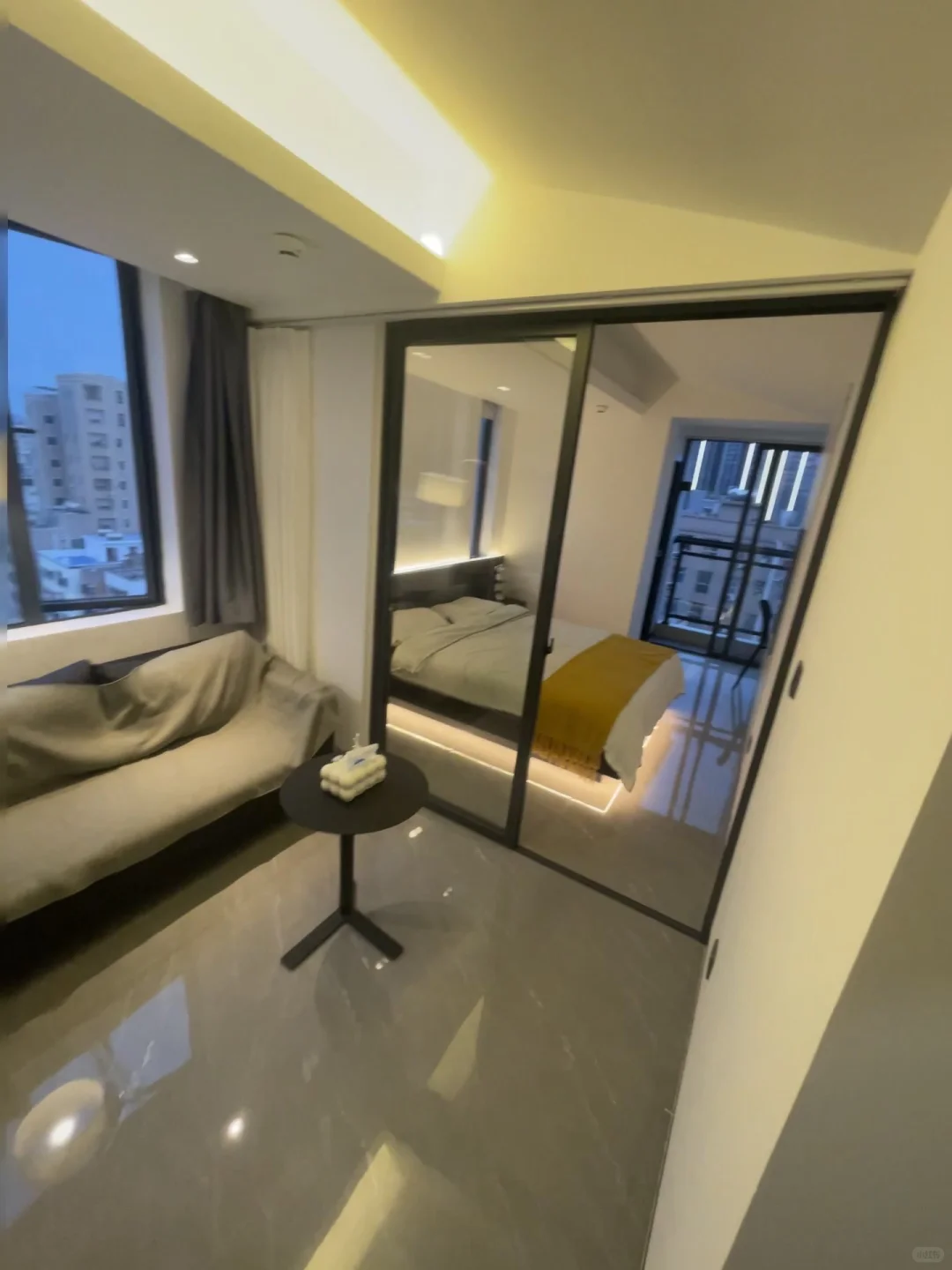 深圳一室一厅 带阳台1700 民用水电 可短租