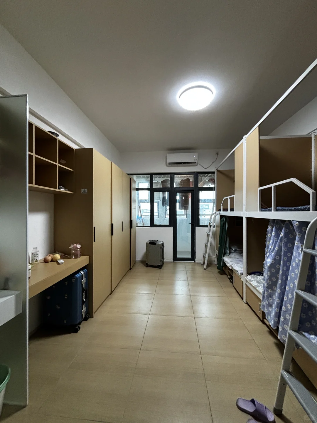 来东莞思索了 没多久又要过年了