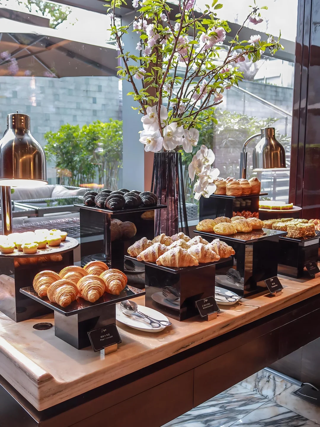 还有人去深圳吗？（11.18-12.31）急出深圳酒店