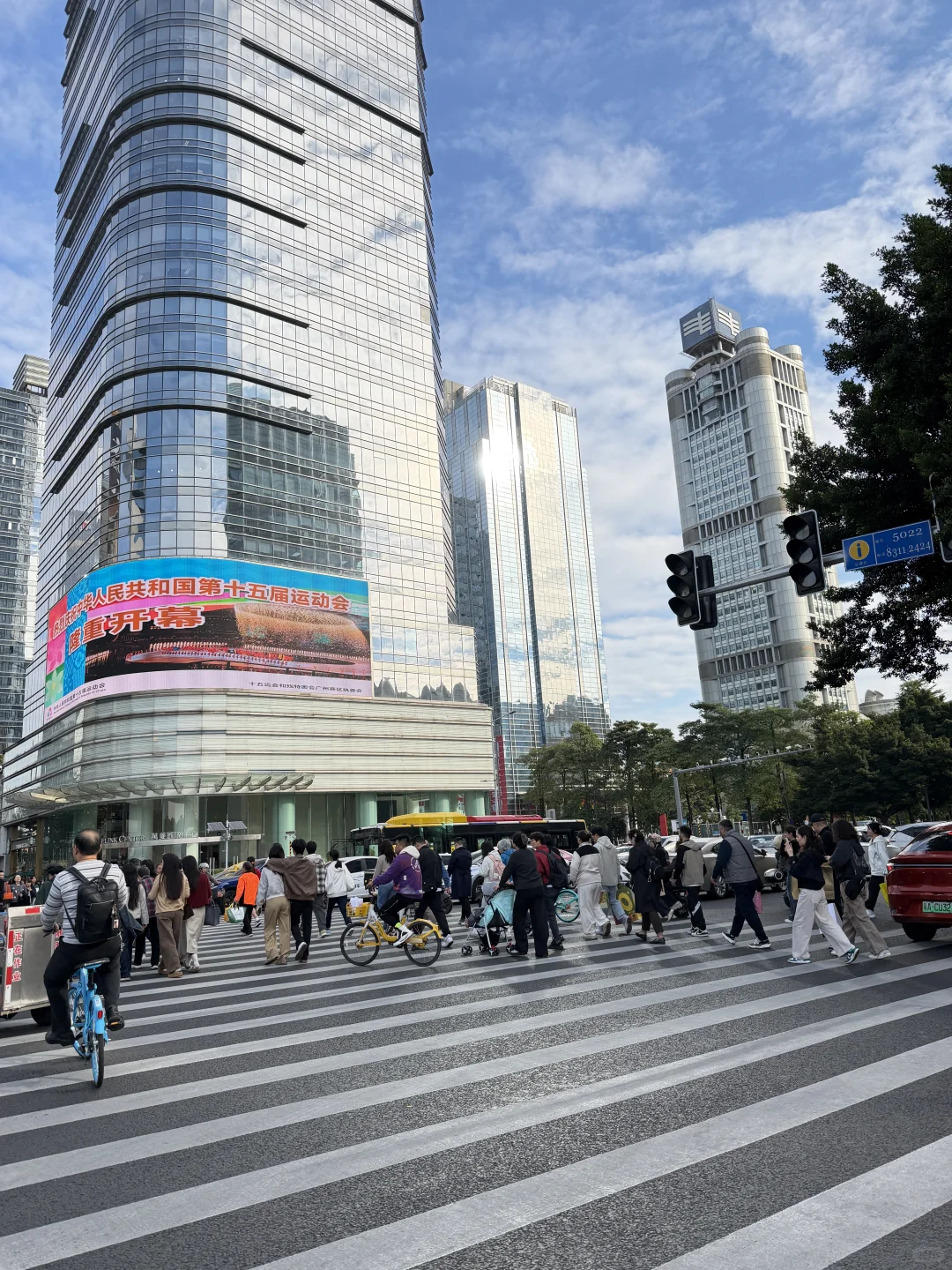 2025年11月21日广州穿什么