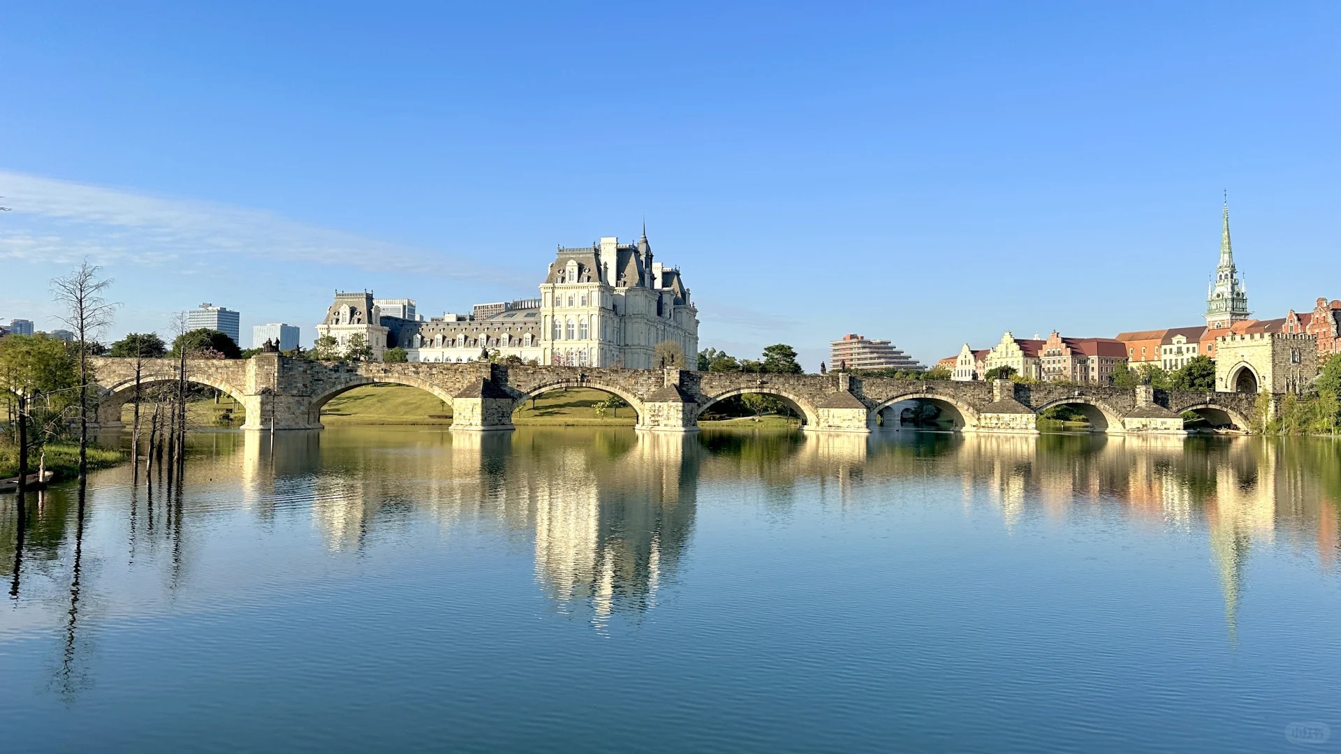 🕌 东莞版的“欧洲小镇”，满满的异国情调