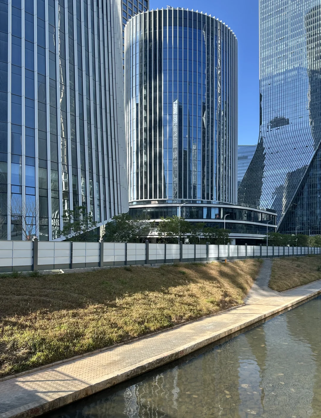 晶莹剔透的深圳湾