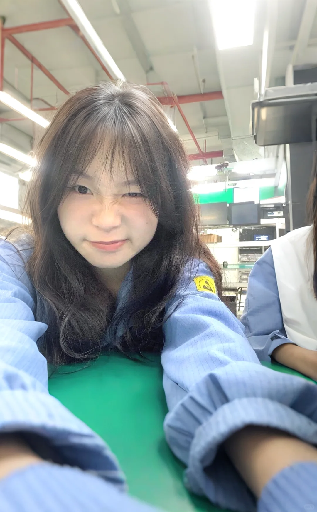 00后勇闯东莞电子厂，日薪210元😎