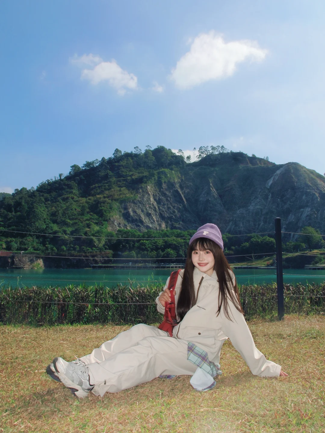 😭被晴天下的东莞“小九寨沟”美哭了！