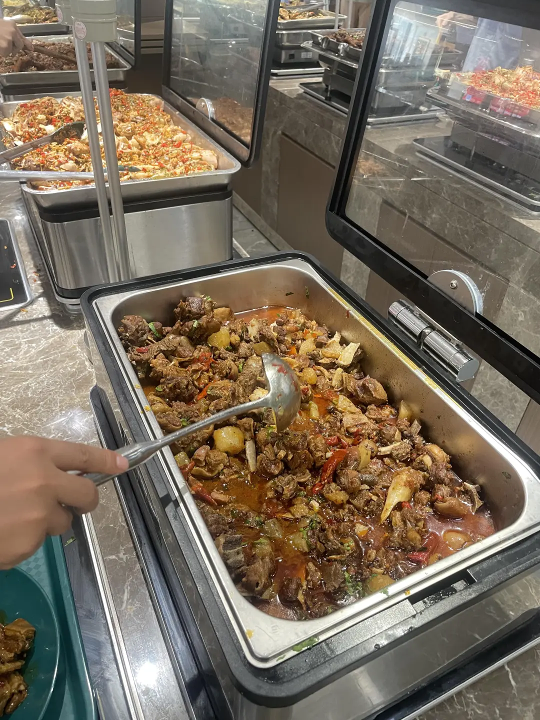 年前来东莞做玩具厂一个月6800+ 包吃住