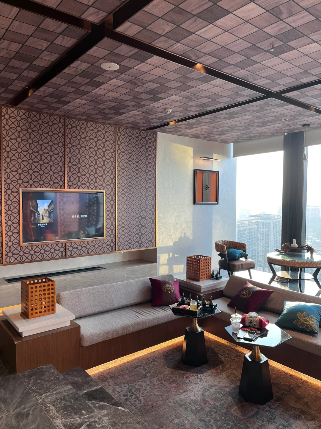 东莞高空宝藏🇹🇭泰式𝙨𝙥𝙖俯瞰城市太绝了