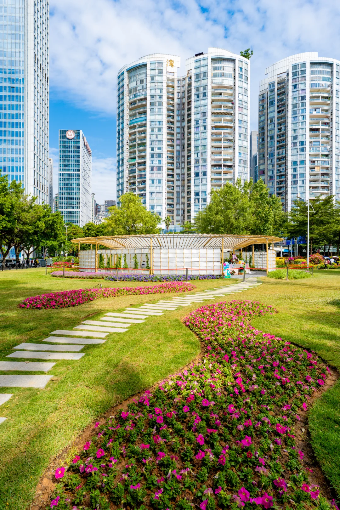 十一月，广州会让你知道为什么叫花城！