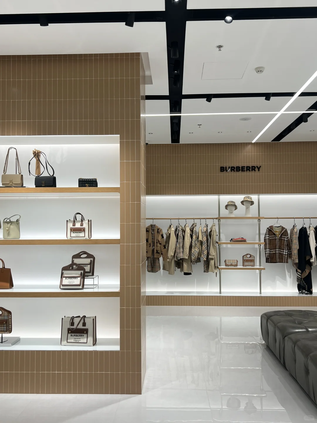 东莞首家！辛苦一年了 犒劳一下自己嘻嘻🤭