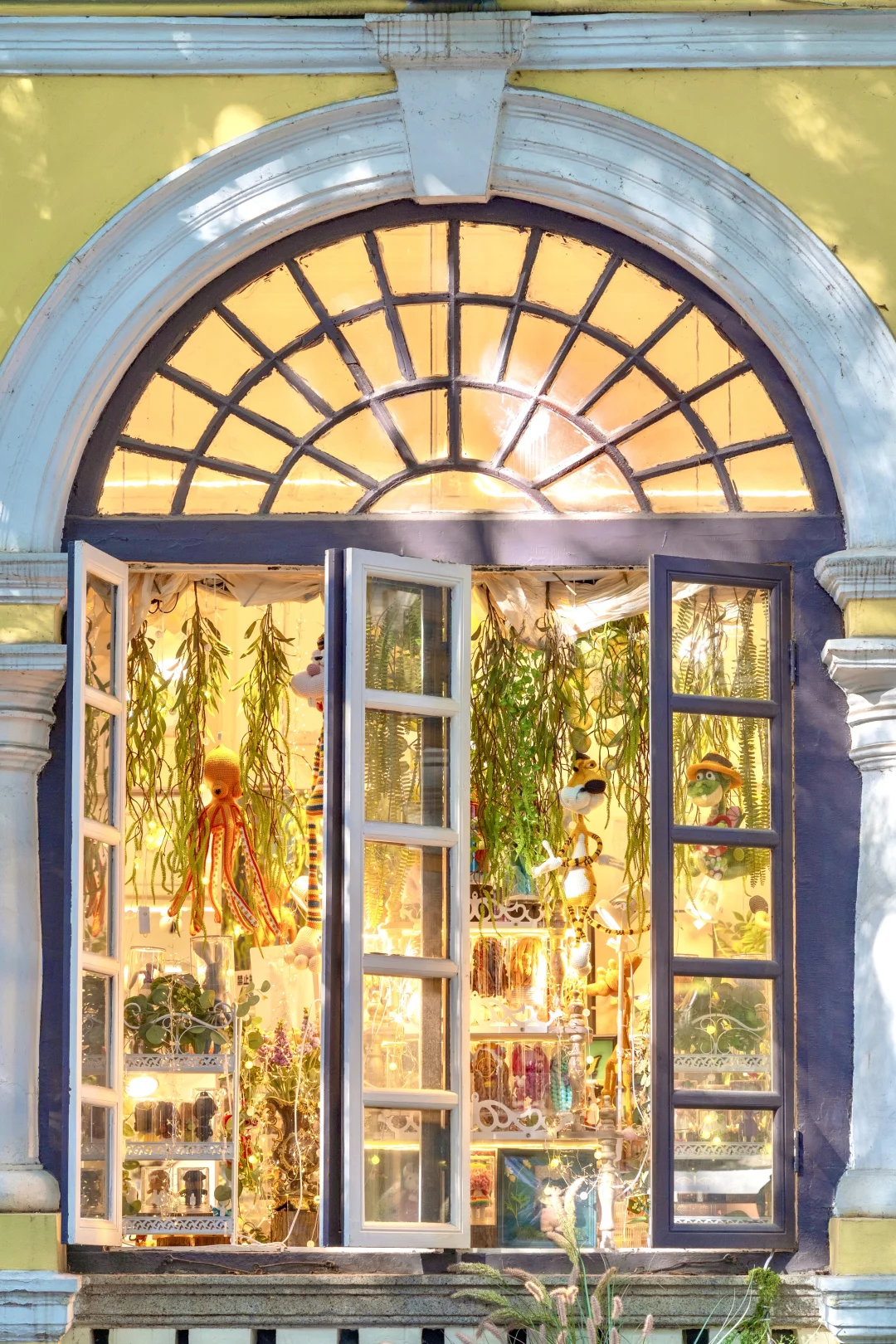 以为广州塔很美了，直到我去了广州沙面‼️