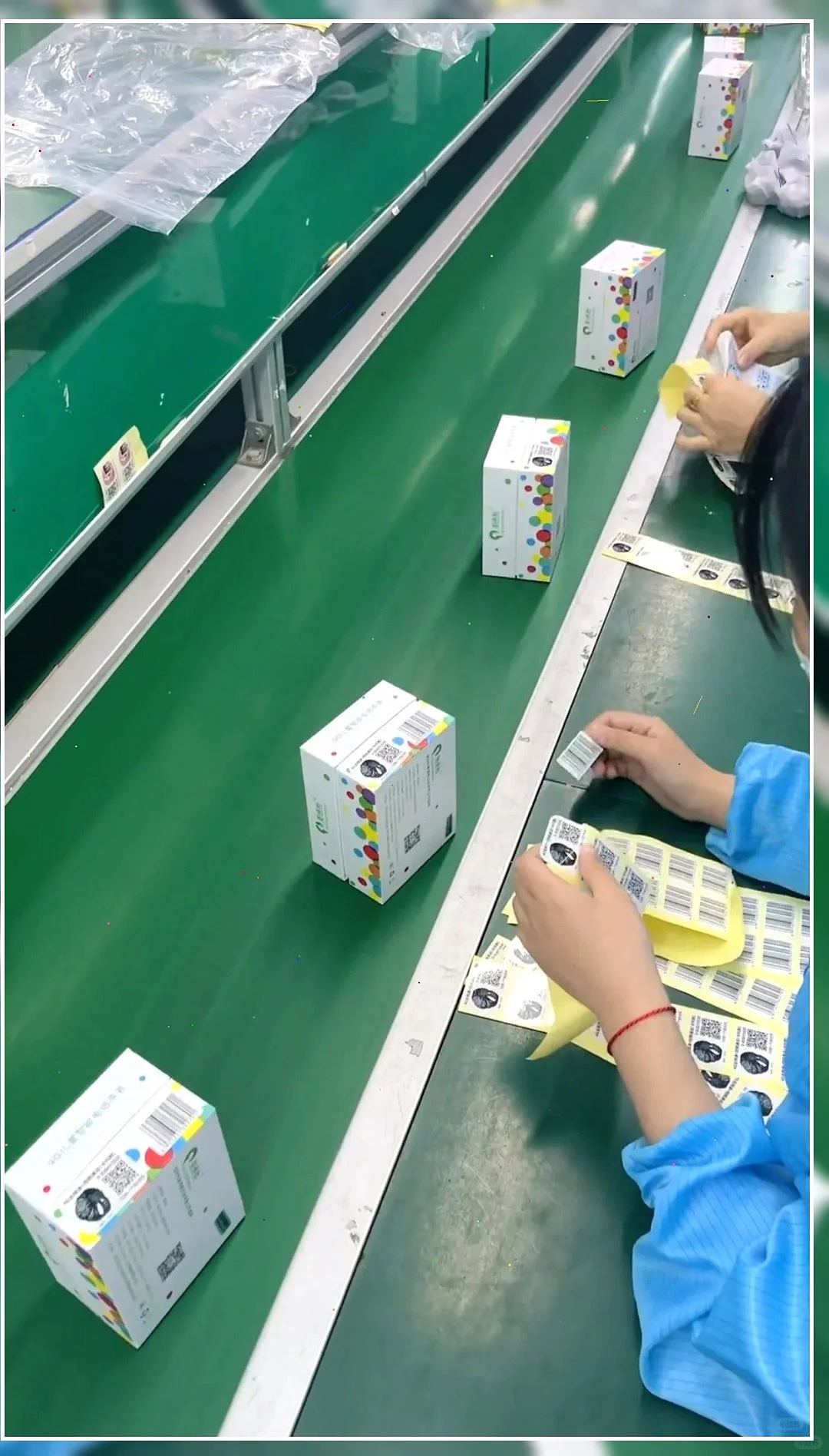 00后勇闯东莞电子厂，日薪210元😎