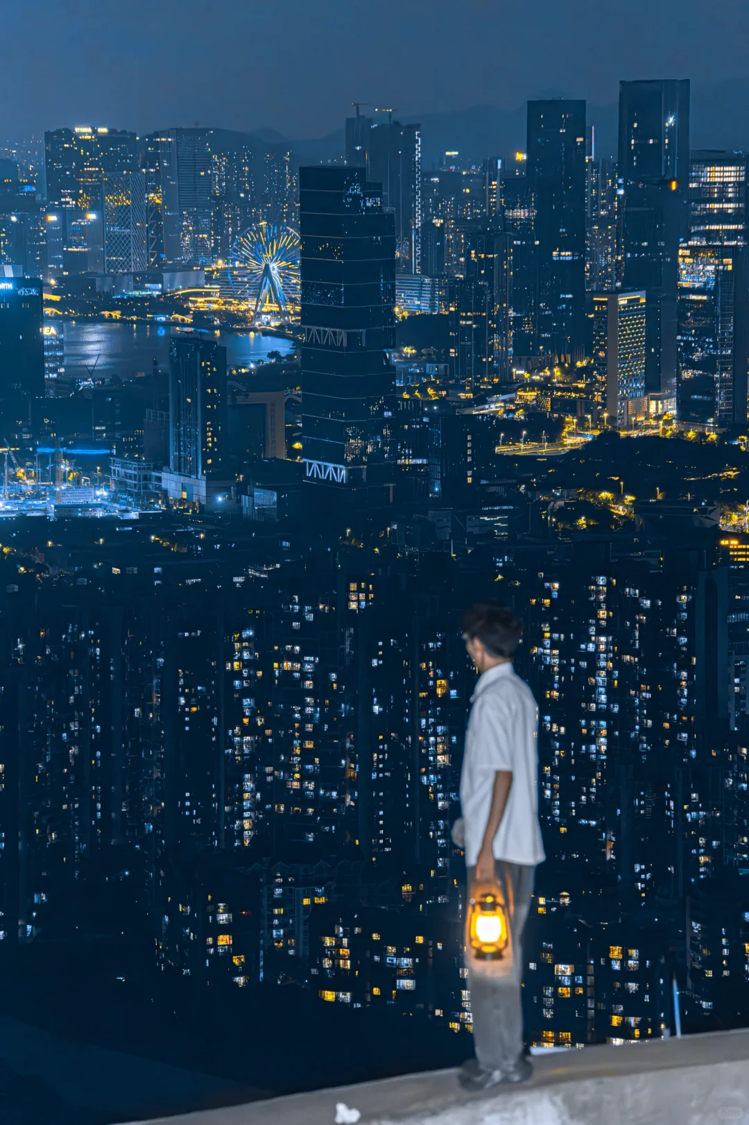 在深圳南山绝美的夜景机位