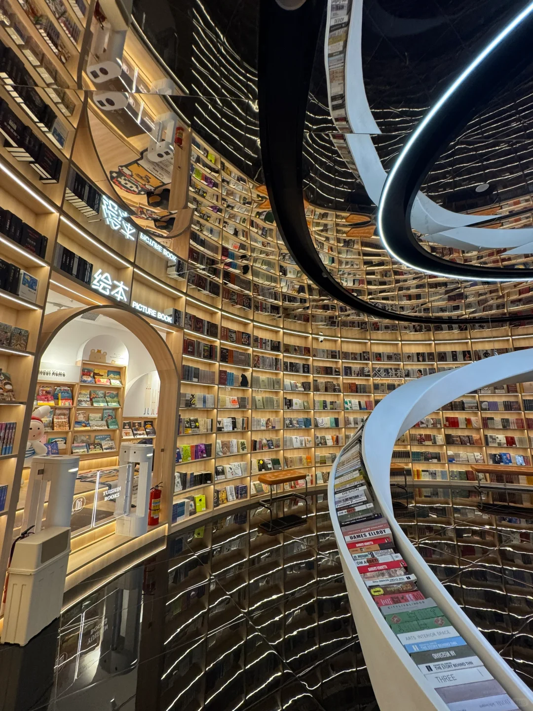 深圳最美书店❗️❗️❗️一万个被震撼到了❗️