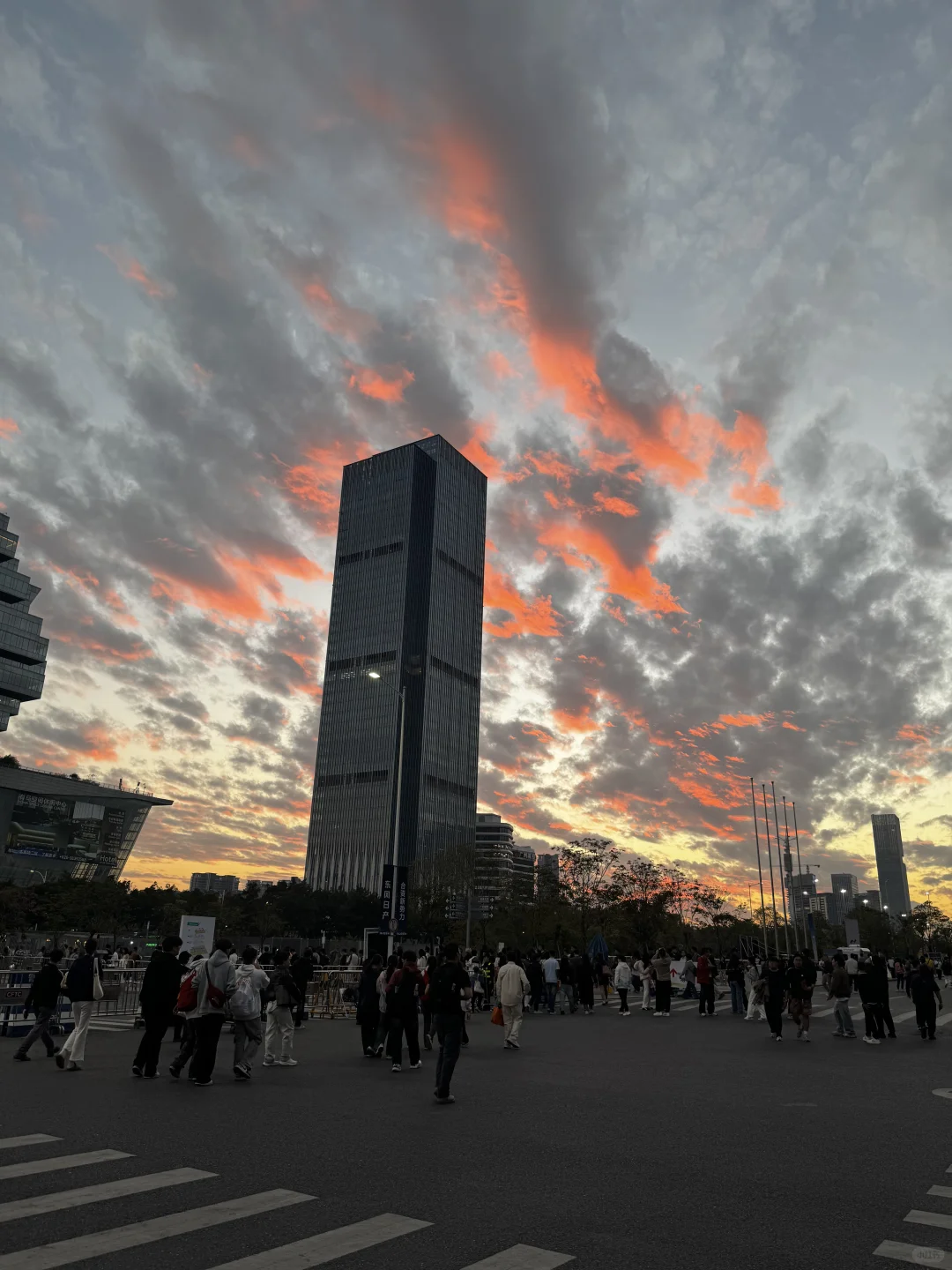 25年广州车展礼品大集合➕吐槽