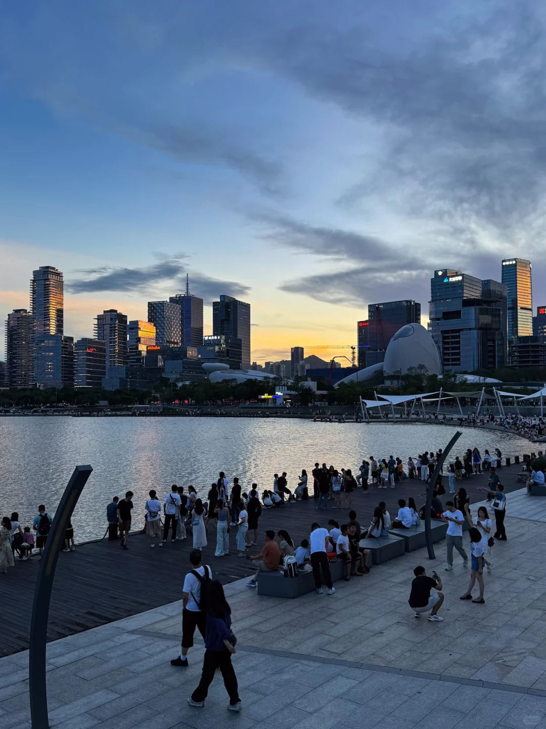 深圳湾不是深德里